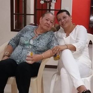 Meet your Posher, Nayeris esmeralda